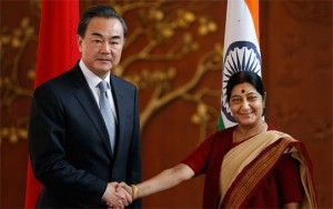 Chinese Foreign Minister Wang Yi (L) meeting Indian Foreign Minister Sushma Swaraj (R). (Photo: Zee Media Bureau/Himanshu Kapoor)