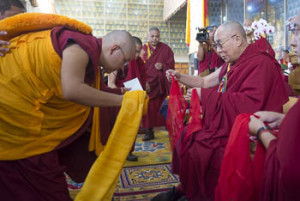 Ling Rinpoche paying his respects at the welcoming ceremony on His Holiness the Dalai Lama arrival in Ganden Jangtse Monastery in Mundgod, Karnataka, India on December 22, 2014. Photo/Tenzin Choejor/OHHDL