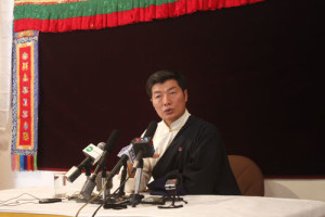 Sikyong Dr Lobsang Sangay announcing his candidacy for Sikyong 2016 elections at the press conference in Dharamsala.