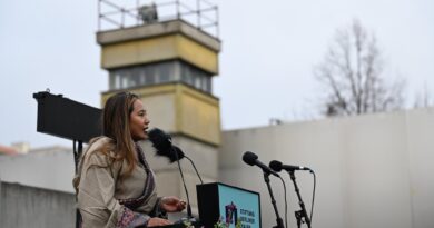 Tibetan Activist Chemi Lhamo Elected Spokesperson of World Liberty Congress