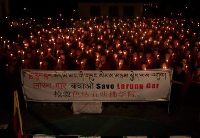 China Forces Monks and Nuns Out of Larung Gar After Demolishing Homes
