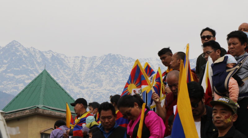 Empires Wax and Wane: Tibet and the Limits of Beijing’s Assimilation Empires Wax and Wane: Tibet and the Limits of Beijing’s Assimilation