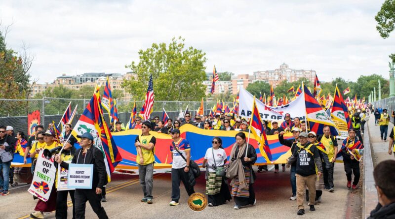 Tibetans Rally in Washington Against Xi Jinping’s Visit and China’s Policies Tibetans Rally in Washington Against Xi Jinping’s Visit and China’s Policies