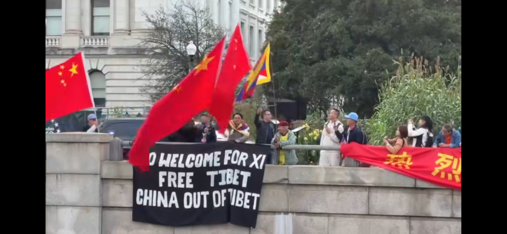 Tibetan Activists Protest Xi Jinping’s US Visit Amid Pro-China Confrontations
